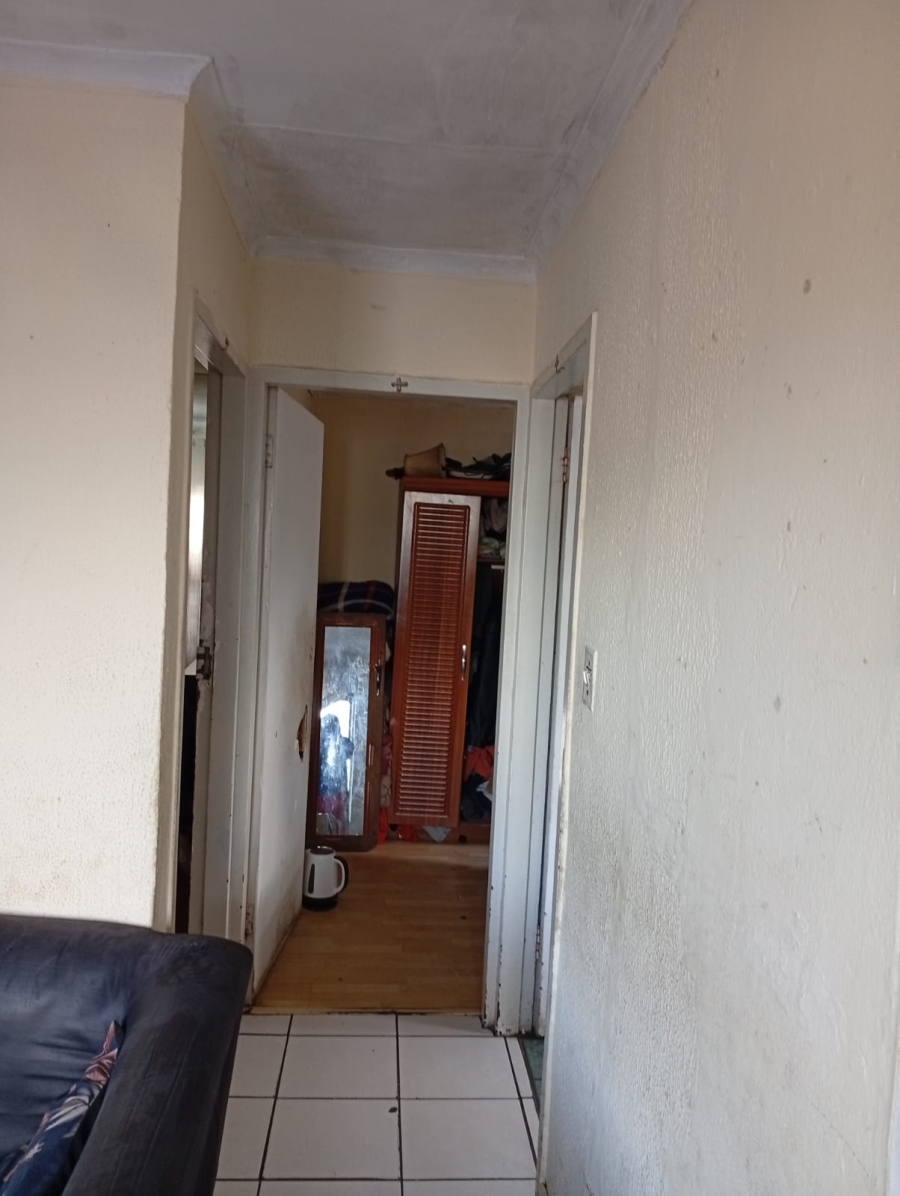 3 Bedroom Property for Sale in Mandela Park Western Cape
